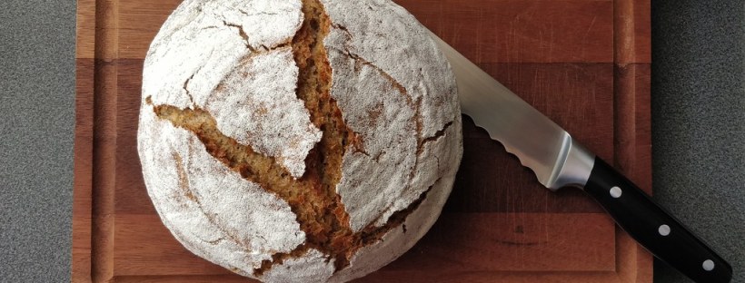 Kräuter-Buttermilch-Brot