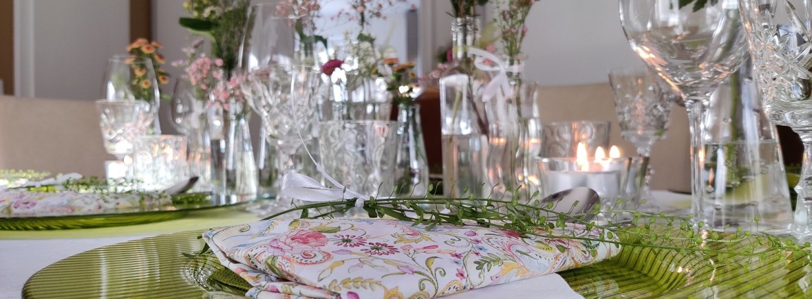 "Frühlingserwachen" 2022 - Essen mit Freunden