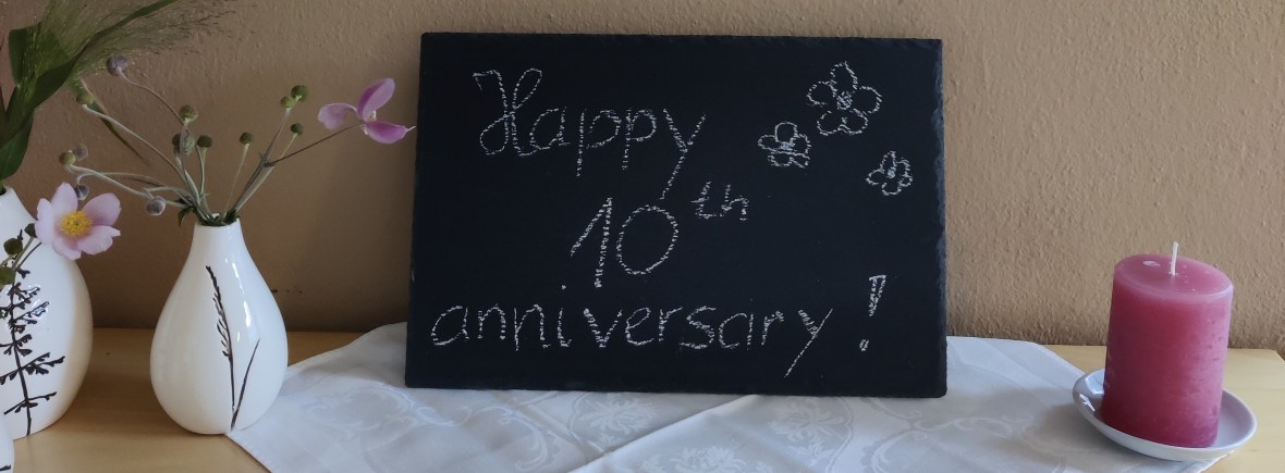 "Happy 10th annyversary" 2022 - Essen mit Freunden