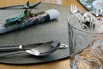 „Herbst in Österreich“ 2024 – Essen mit Freunden